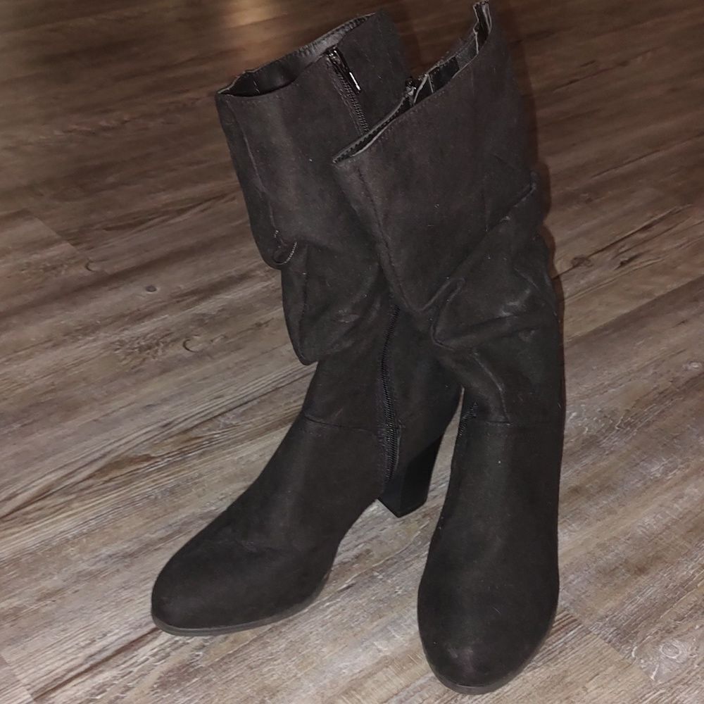 ETC black suede heeled boots  Sz 8/9  NWOT